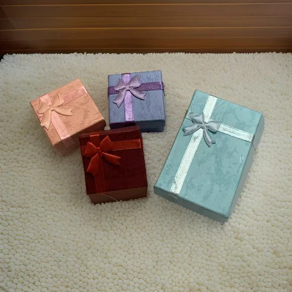 Fifth Avenue Vintage British Princess Wedding Blue Sapphire Pendant Necklace - Picture 10 of 12